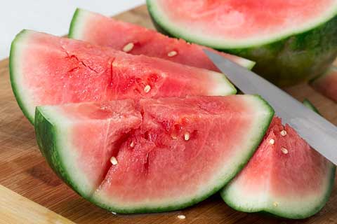 Manfaat buah semangka untuk kesehatan 