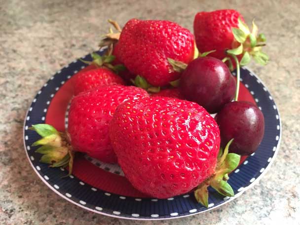manfaat buah strawberry untuk kesehatan