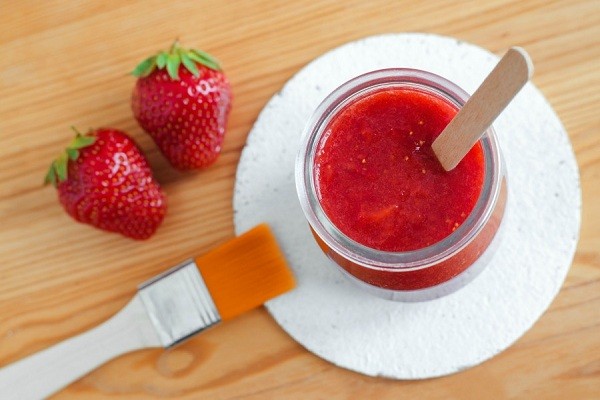 manfaat strawberry untuk kecantikan